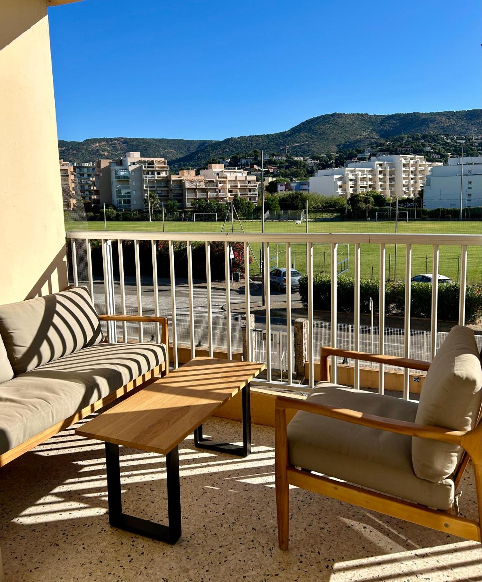 T3 A 300M Plage Avec Piscine Tennis Le Lavandou Exterior photo
