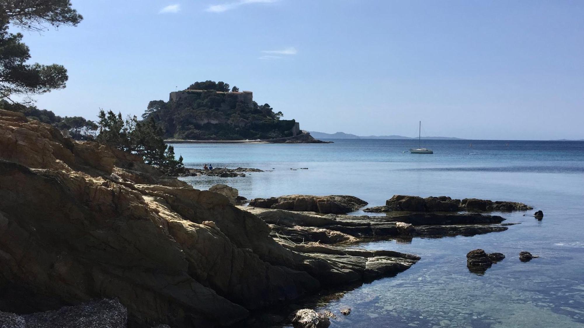 T3 A 300M Plage Avec Piscine Tennis Le Lavandou Exterior photo